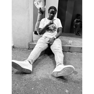 Meet your Posher, Denzel